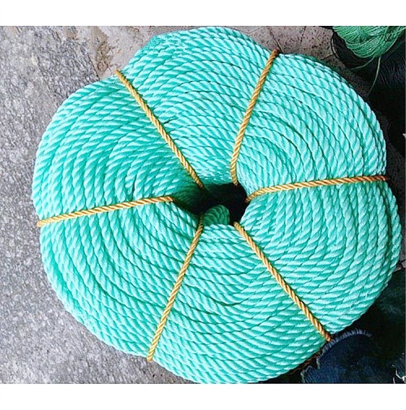 Полиэтиленовая веревка - 3 пряди пластиковых каната